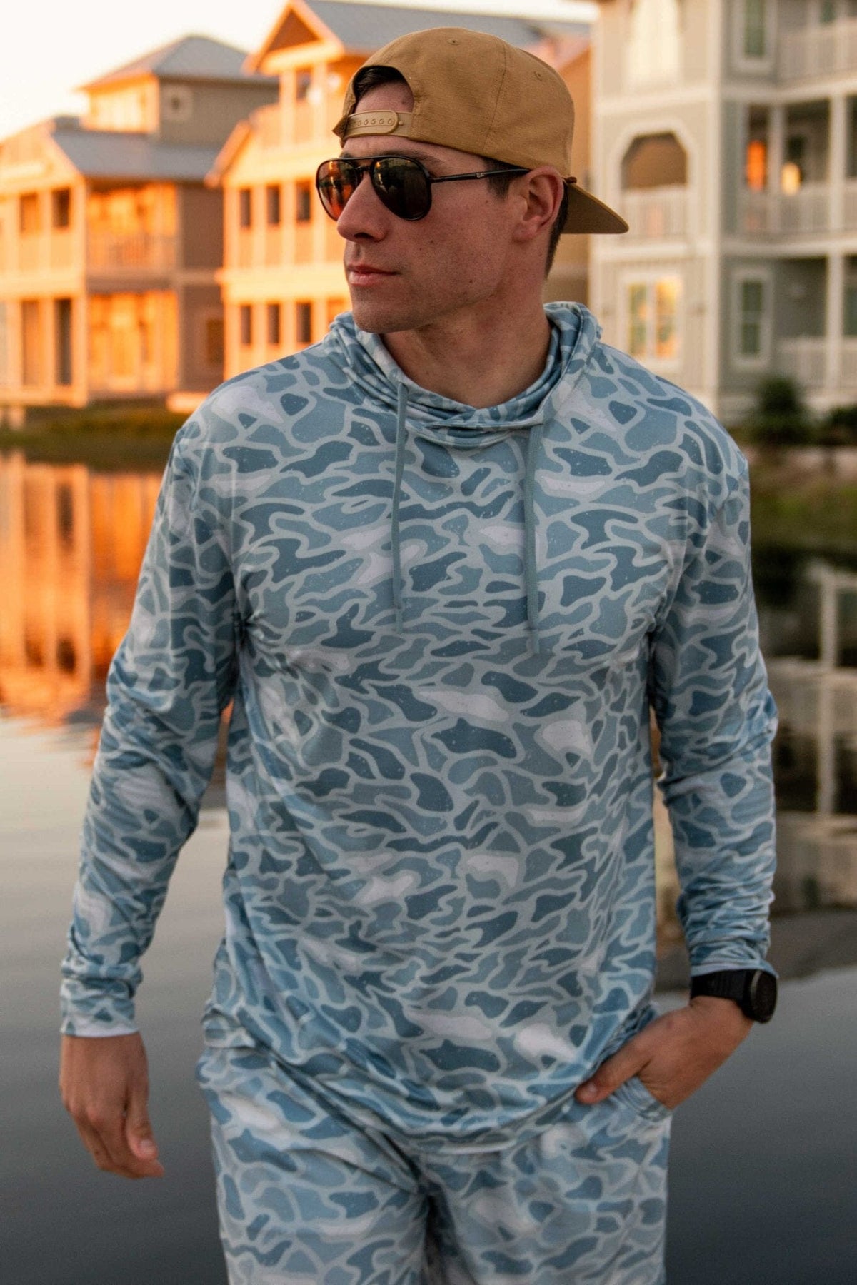 BURLEBO PERFORMANCE HOODIE - Image 3